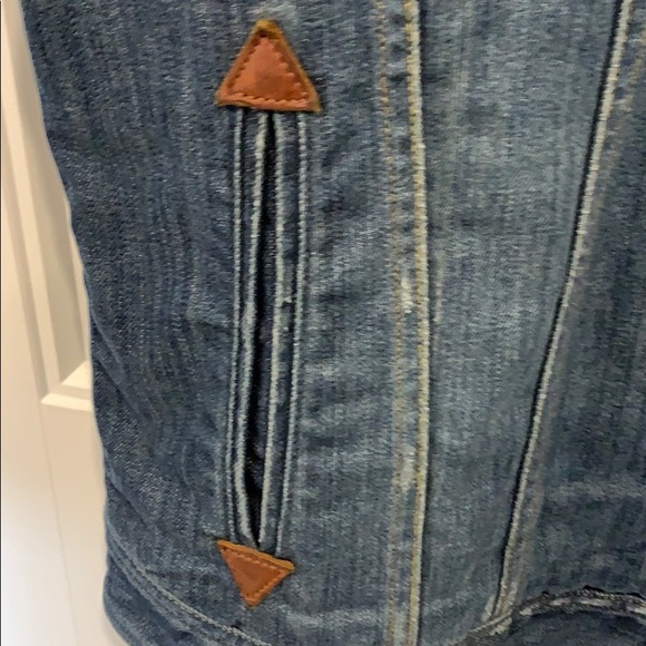 GUESS Denim Vest - Picture 3 of 8